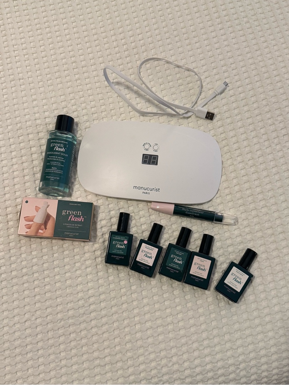 Manucurist The Green Flash™ gel polish essentials all in one kit